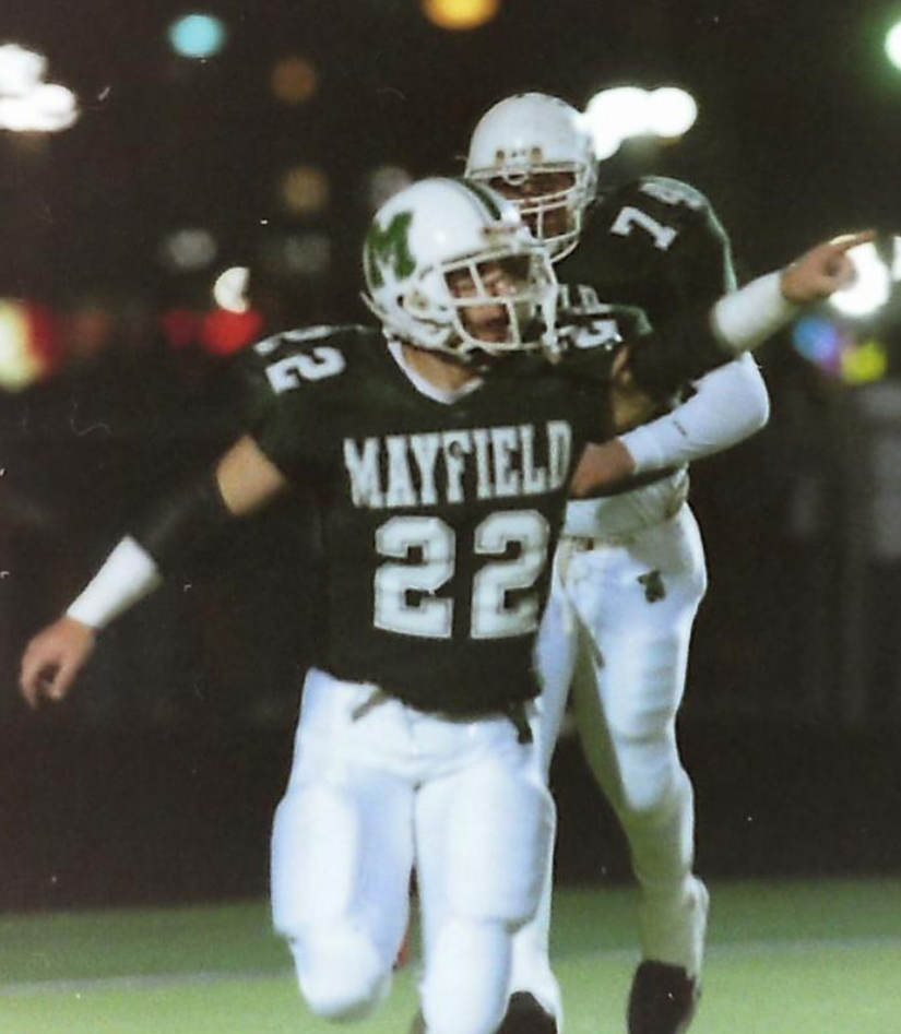 Nick Palazzo (#22) playing running back for Mayfield High School in 1998